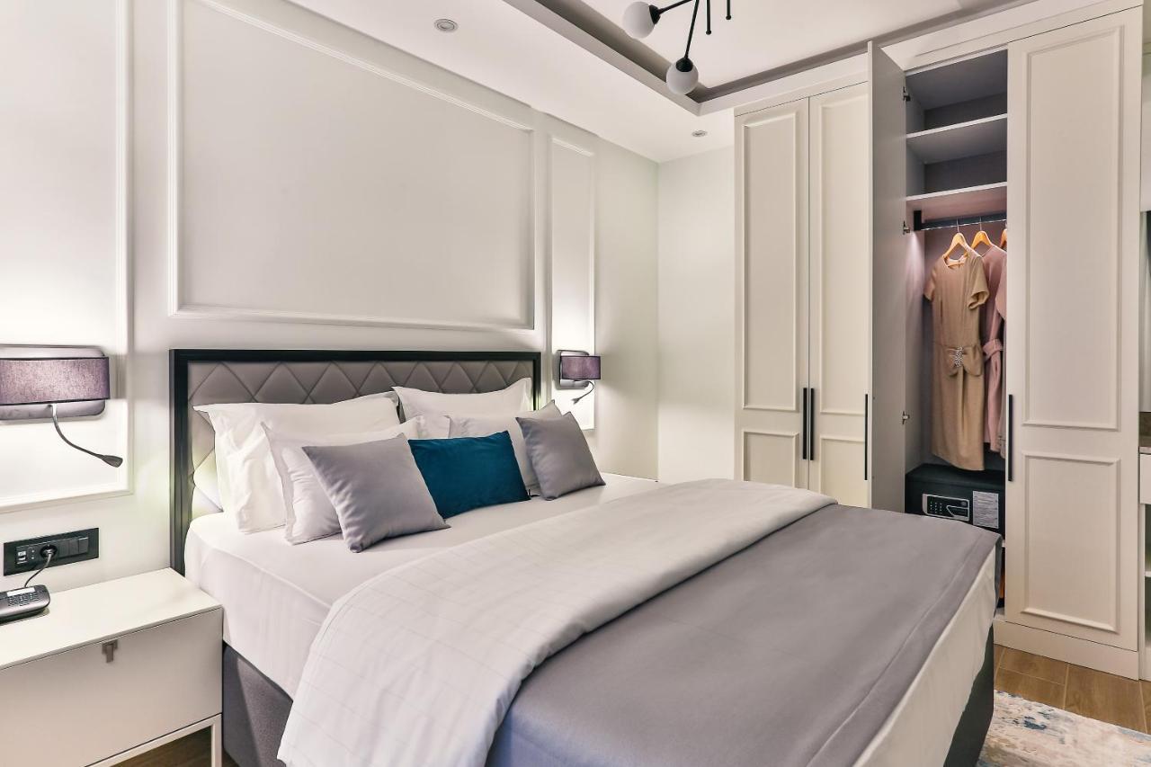 Momentum Hotel