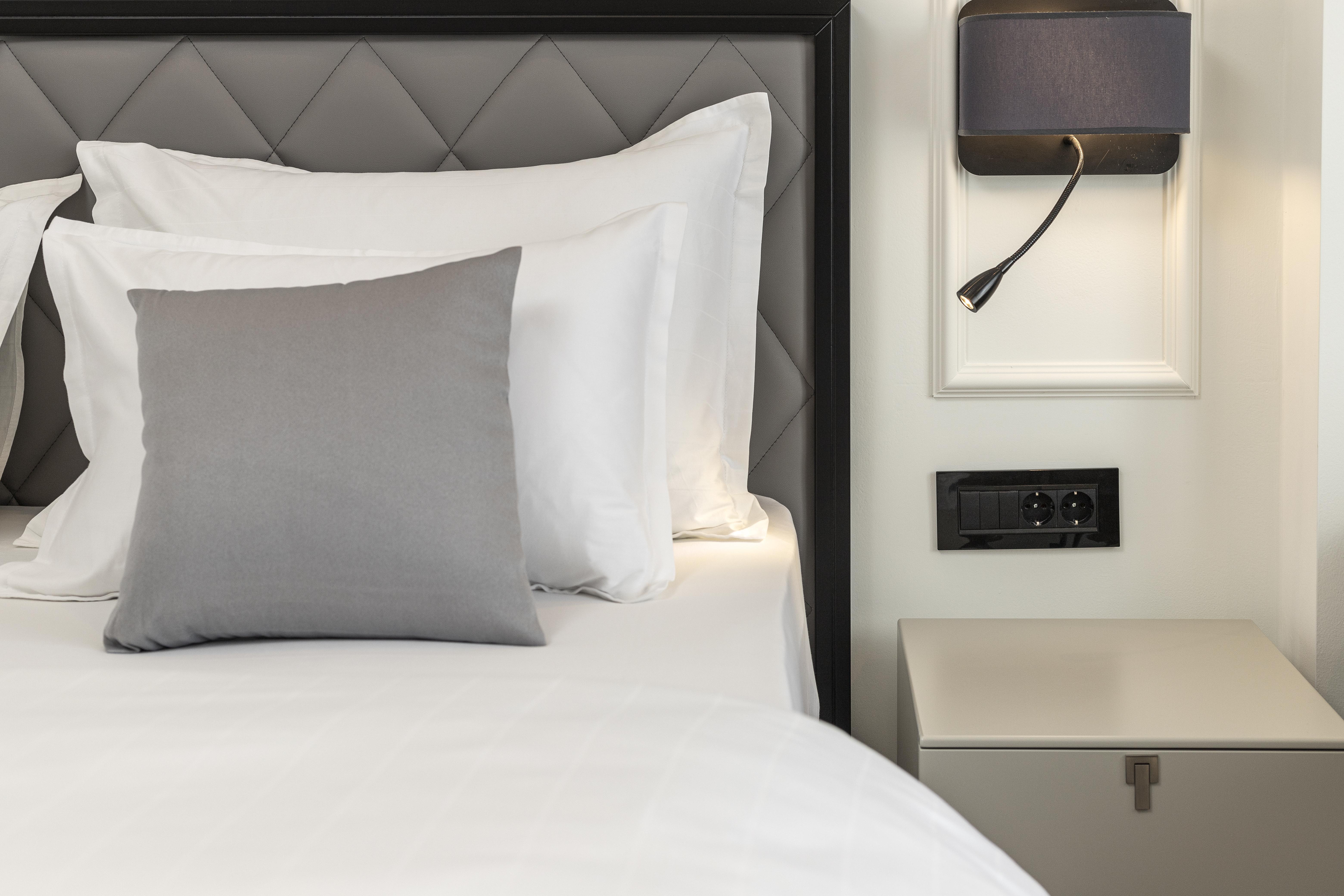 Momentum Hotel